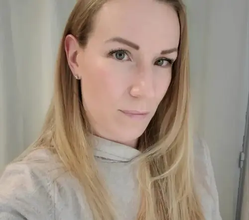 Laura, Love room & Head Spa — Reconversion